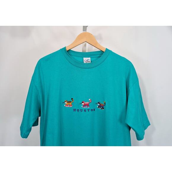 Vintage 90s Shirt Cal Cru Houston Texas Cats Wearing Shoes Tourist Adult Size L - Picture 2 of 6